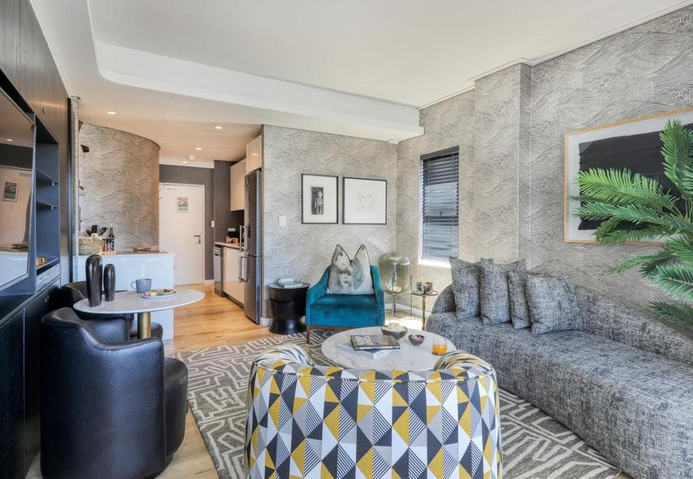 Danbury on Loop - Designer Apt in Cape Town