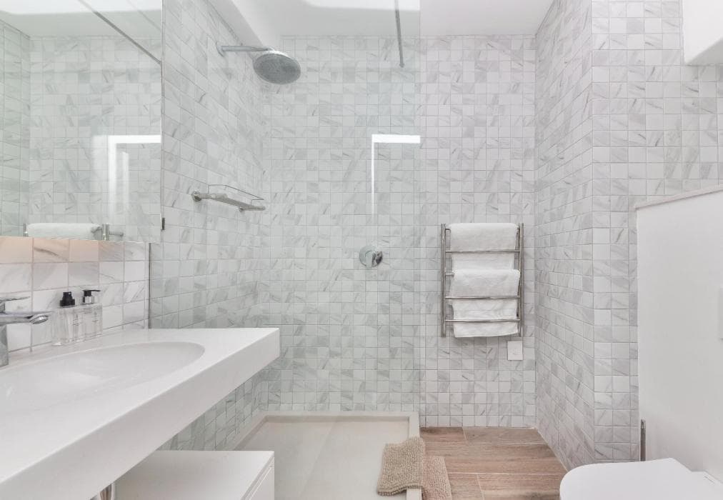 Pearl on the Promenade