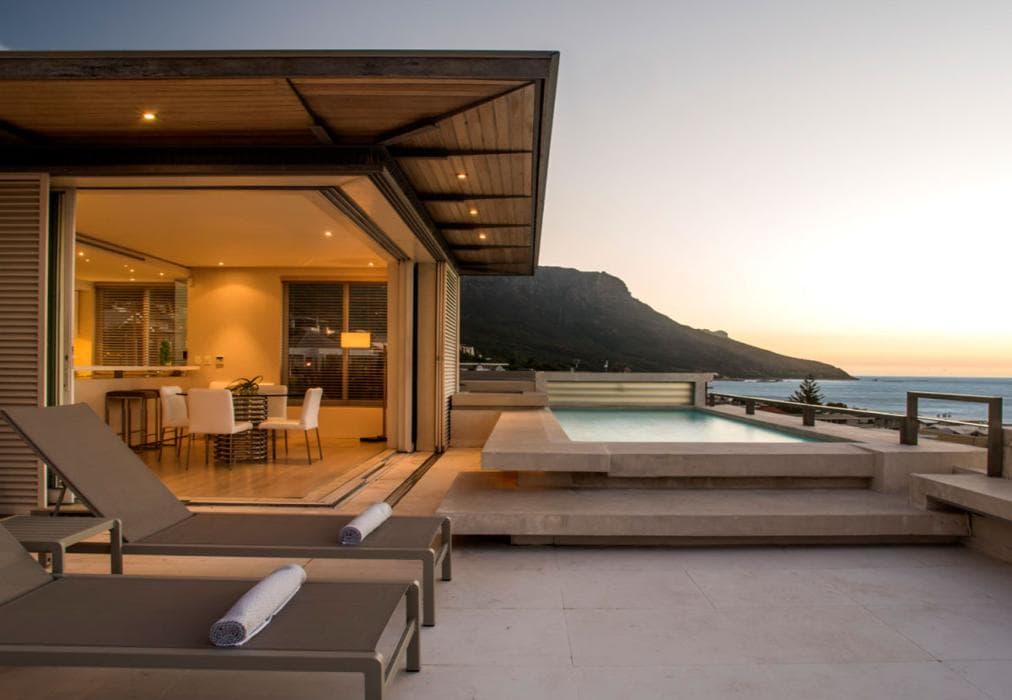 Blue Views - Penthouse 1