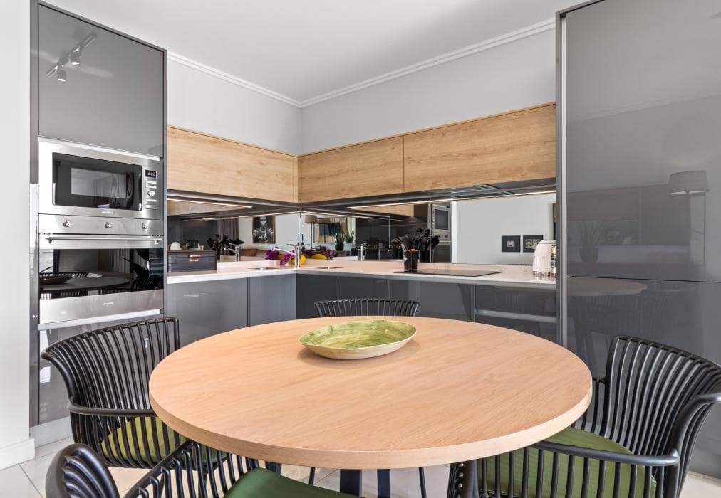 Ellipse Waterfall 3909