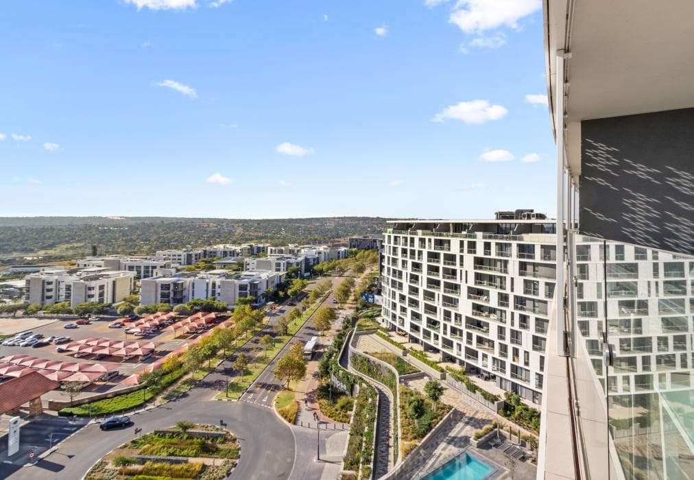 Ellipse Waterfall 3909