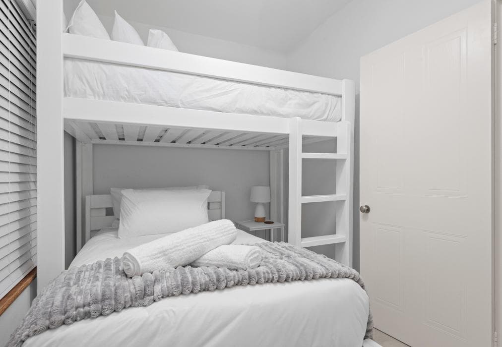 Perna Perna Coastal Escape