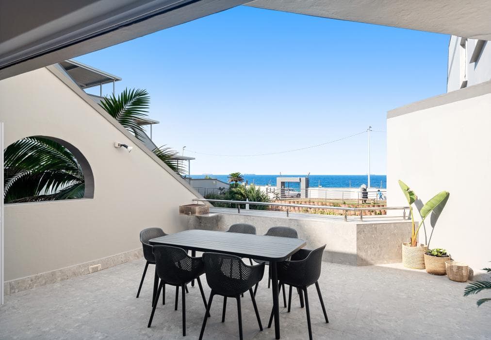 Perna Perna Coastal Escape