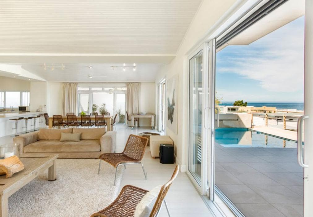 Blue Views - Terrace