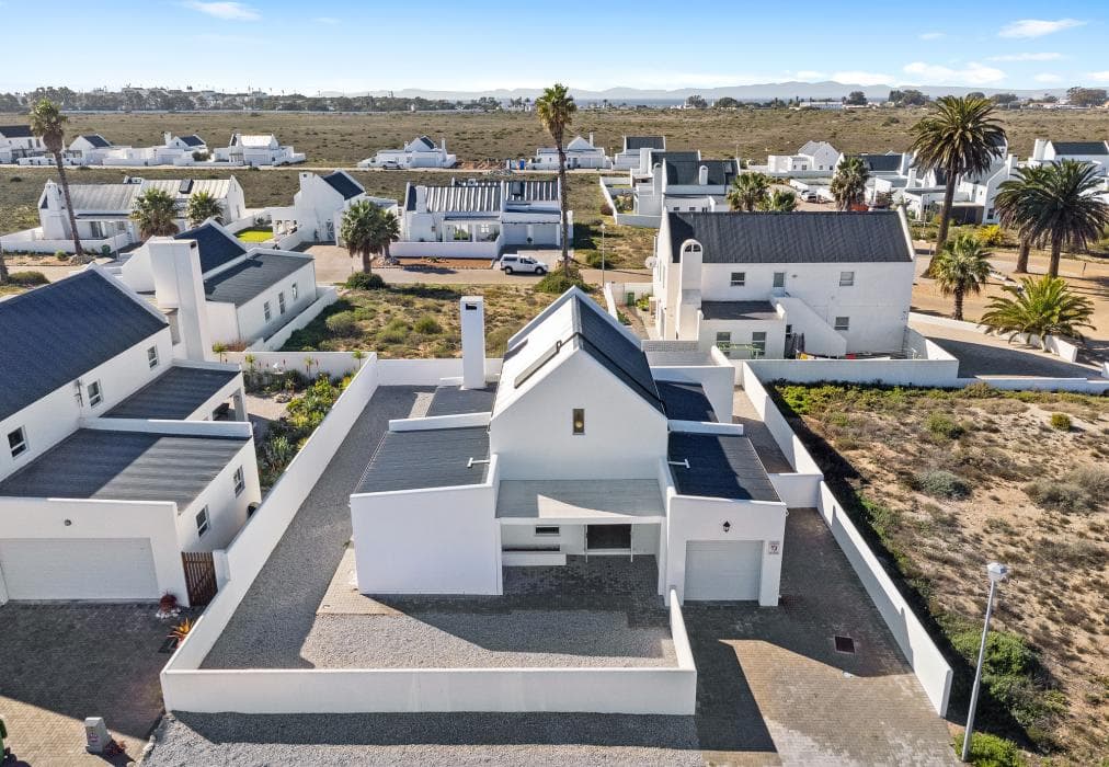 Lampiesbaai Beach House