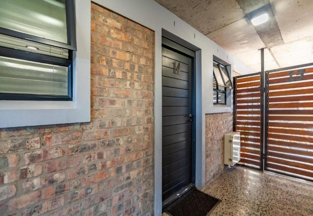 14 Manhattan  1 bedroom