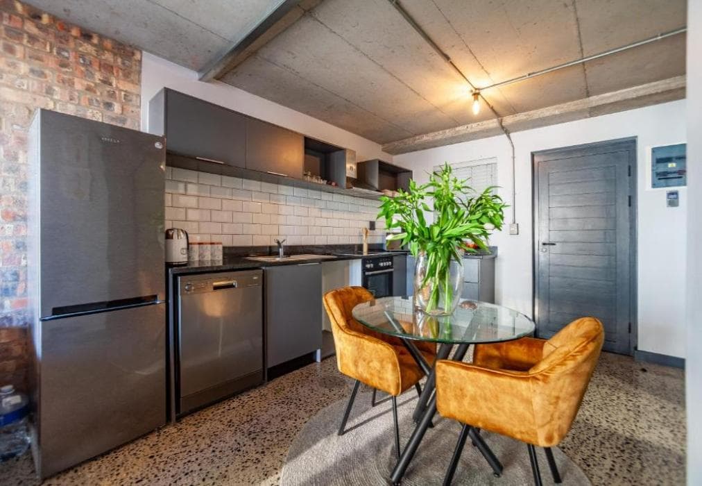 14 Manhattan  1 bedroom