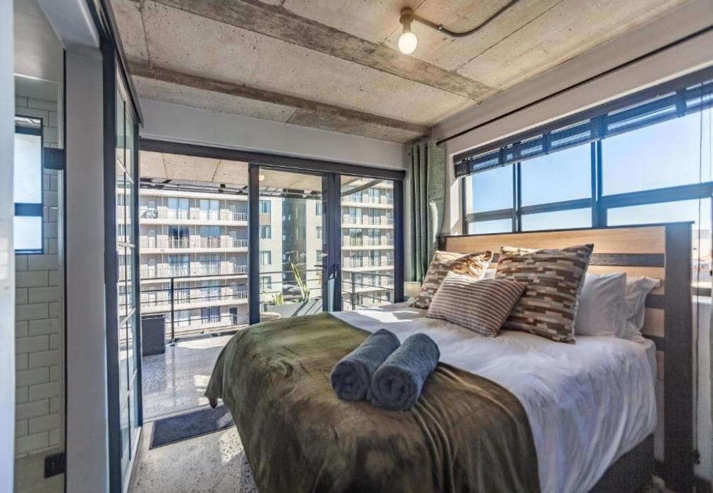 14 Manhattan  1 bedroom