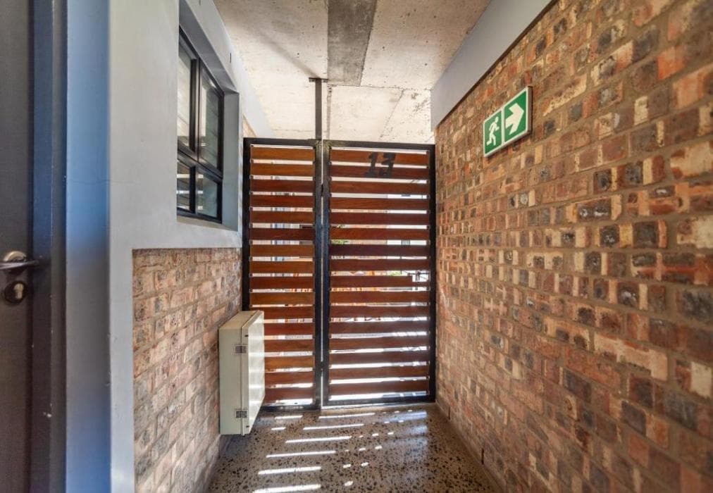 14 Manhattan  1 bedroom