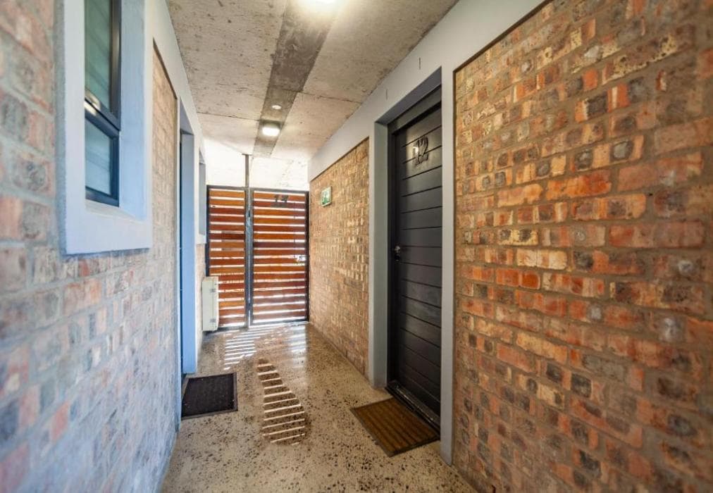 14 Manhattan  1 bedroom