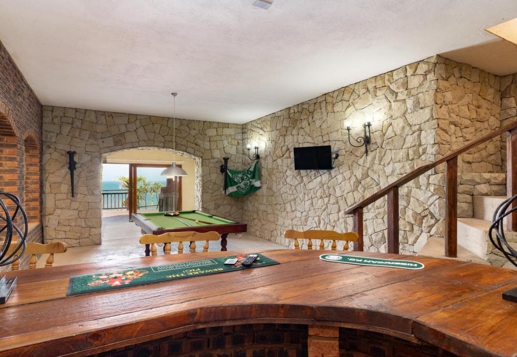 Salt Rock  Beach Villa 84WH