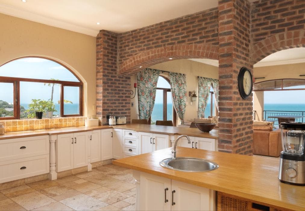 Salt Rock  Beach Villa 84WH