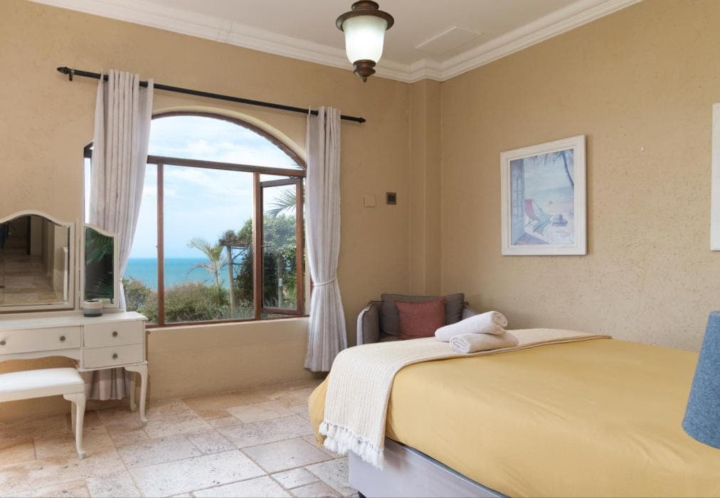 Salt Rock  Beach Villa 84WH