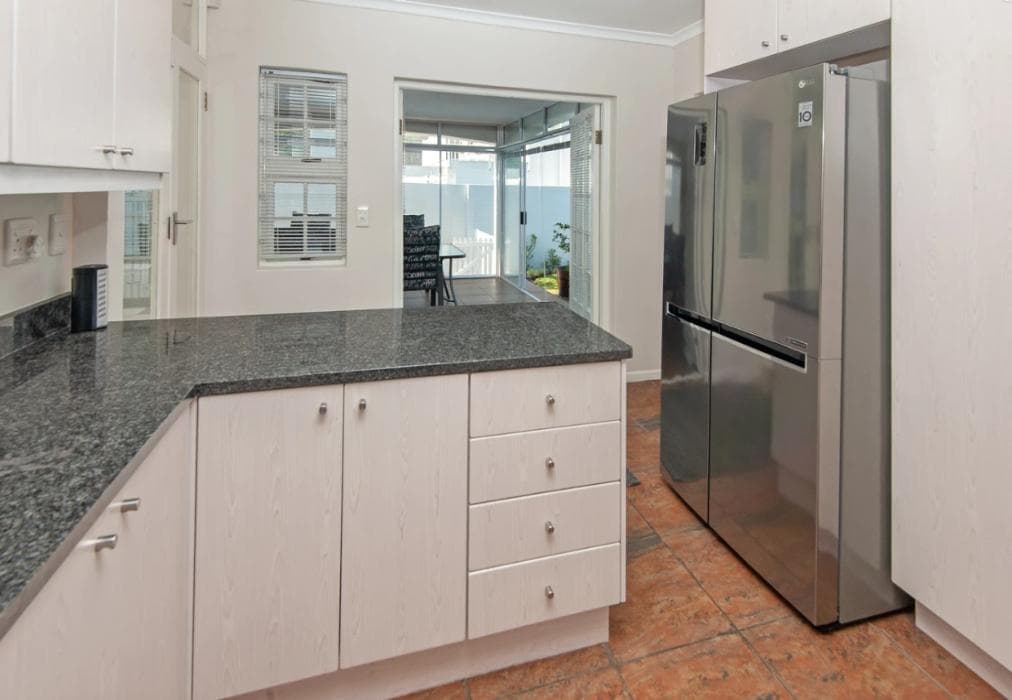 Hermanus Mountain Views