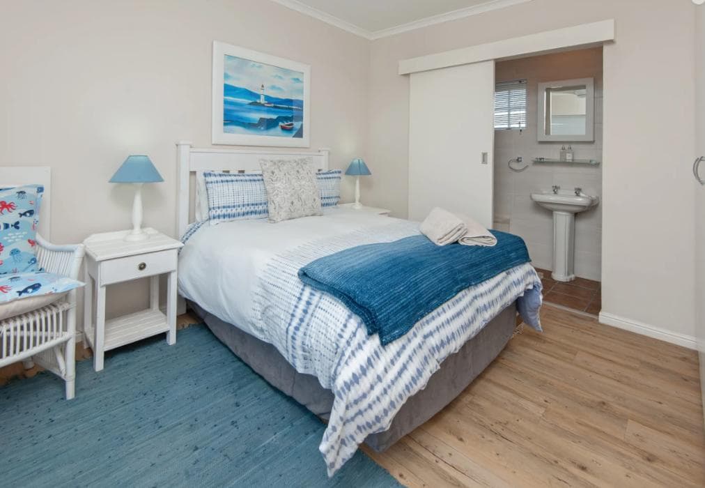 Hermanus Mountain Views