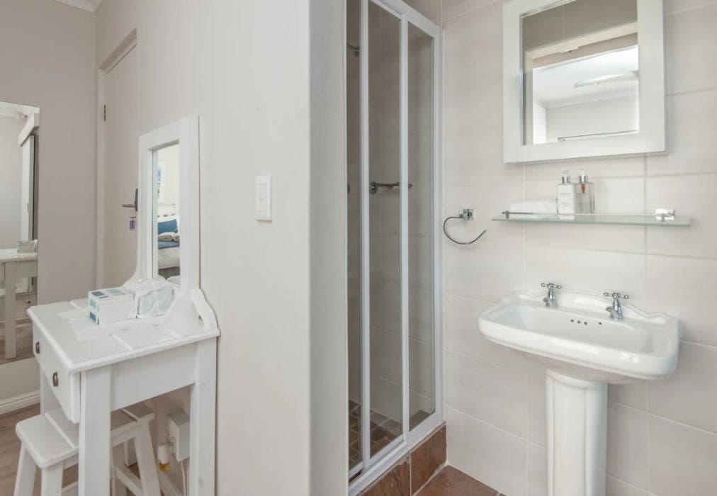 Hermanus Mountain Views