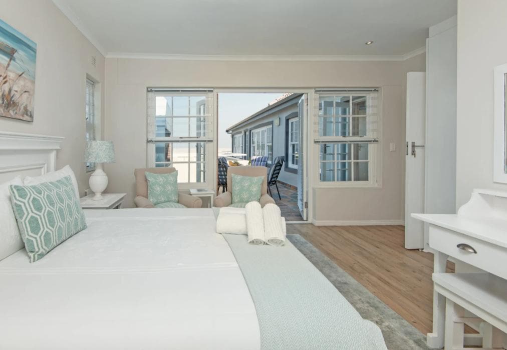 Hermanus Mountain Views