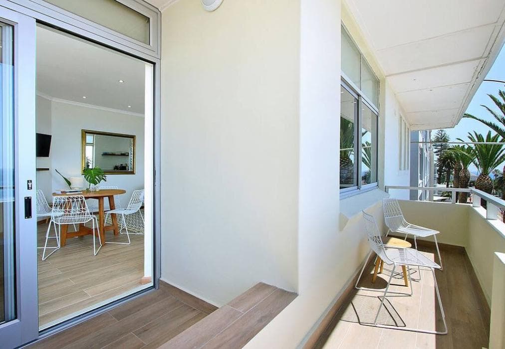 31 Blue Waters - Beach Road Apartment in Sea Point with Sea Views