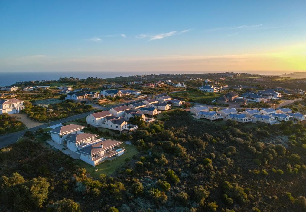 Pezula Guccis Luxury Retreat BQ6