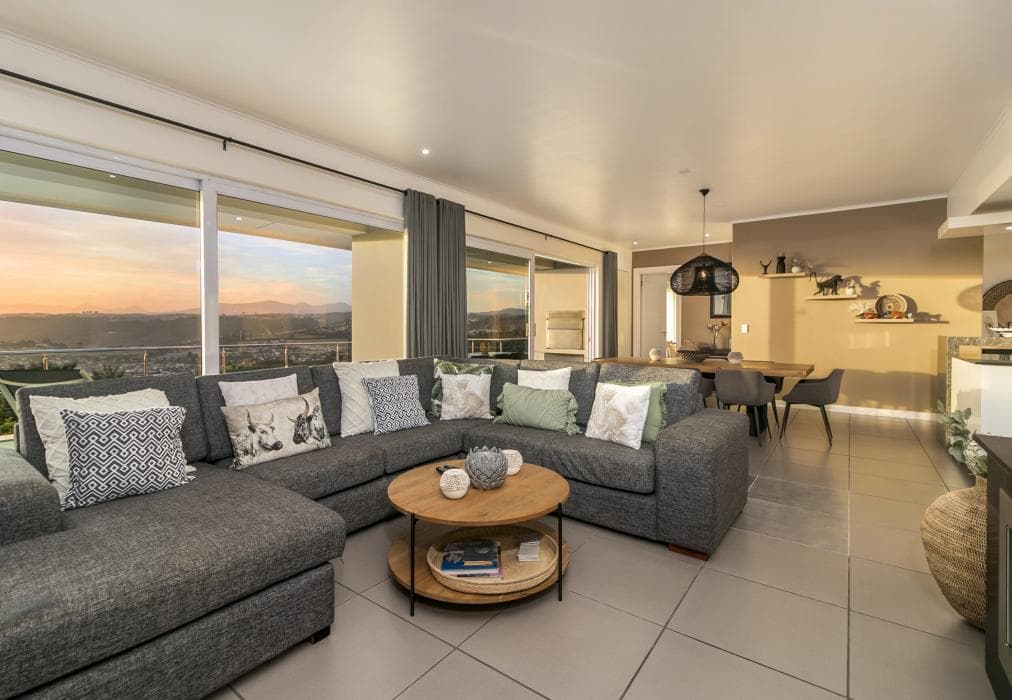 Pezula Guccis Luxury Retreat BQ6