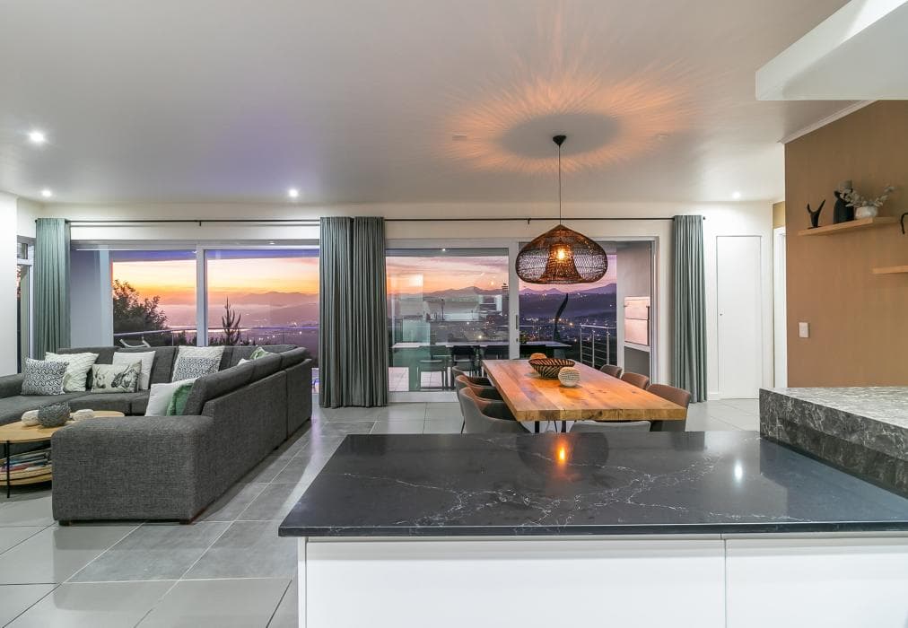 Pezula Guccis Luxury Retreat BQ6