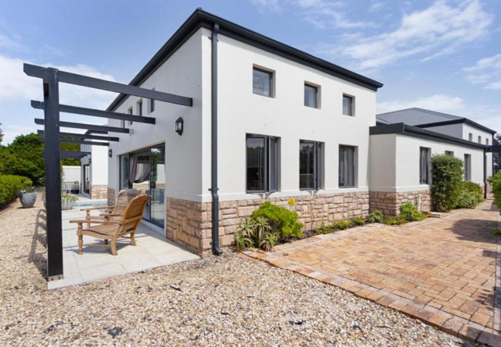 Atlantic Drive Villa