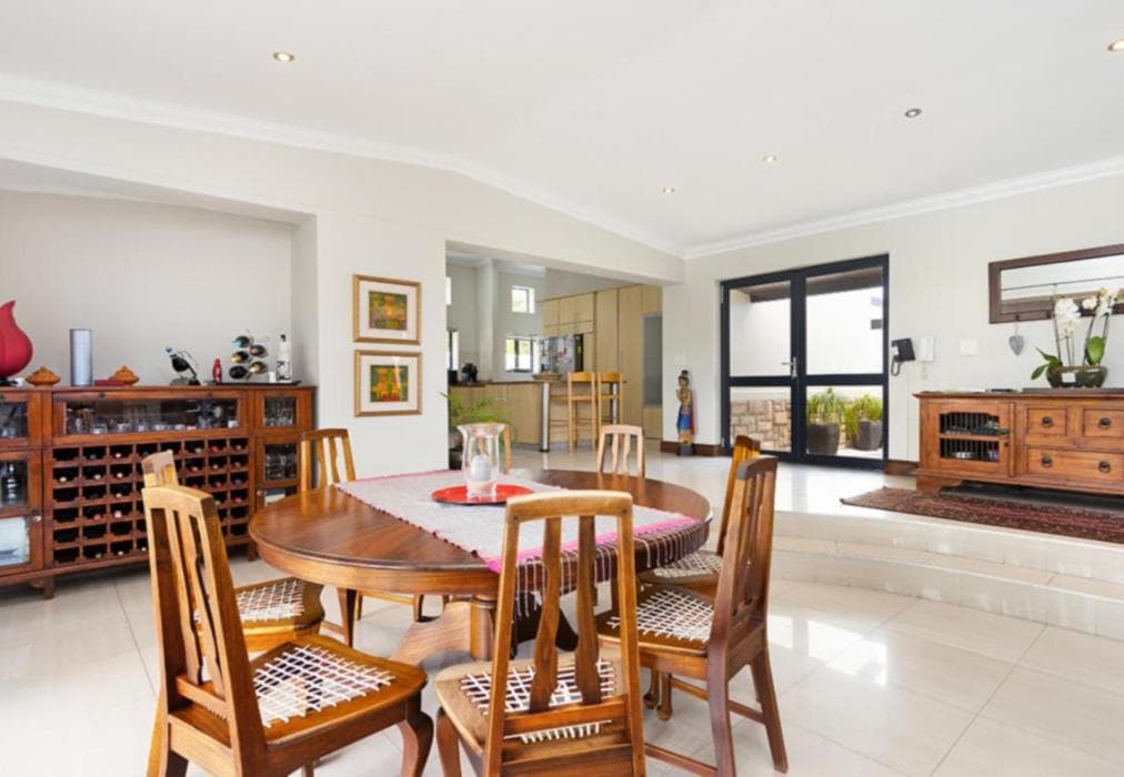 Atlantic Drive Villa