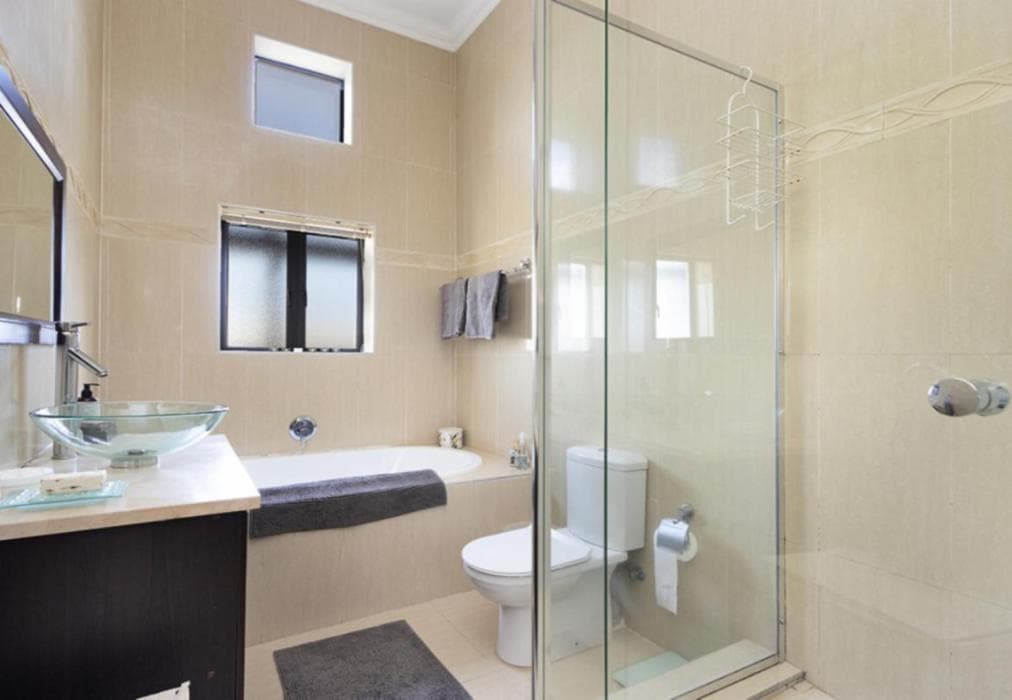 Atlantic Drive Villa