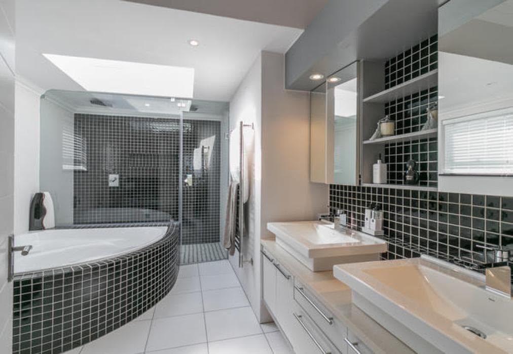 Pezula Ocean Side Of Life