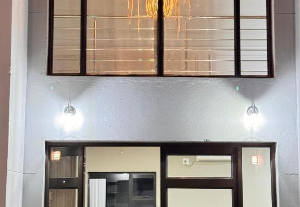 The Guesthouse 8 on Impala