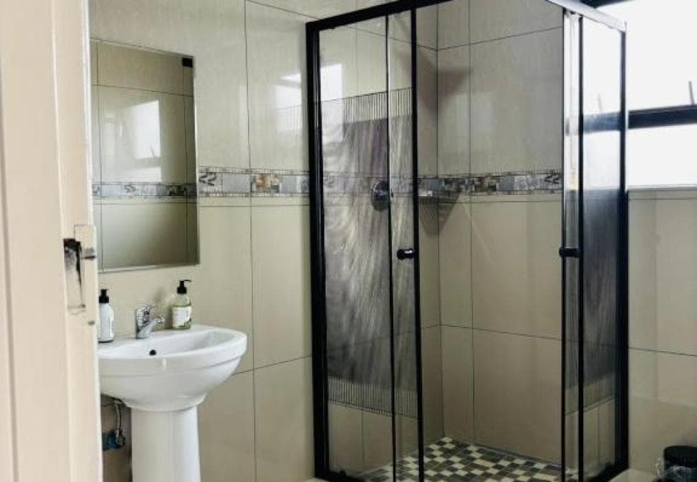 The Guesthouse 8 on Impala