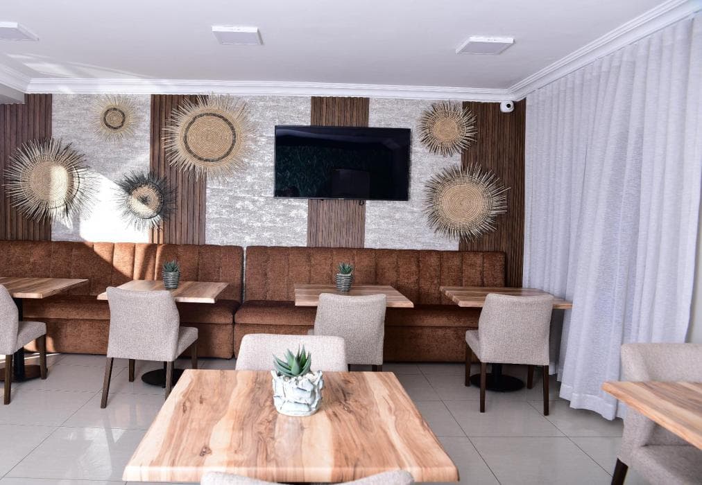 The Guesthouse 8 on Impala