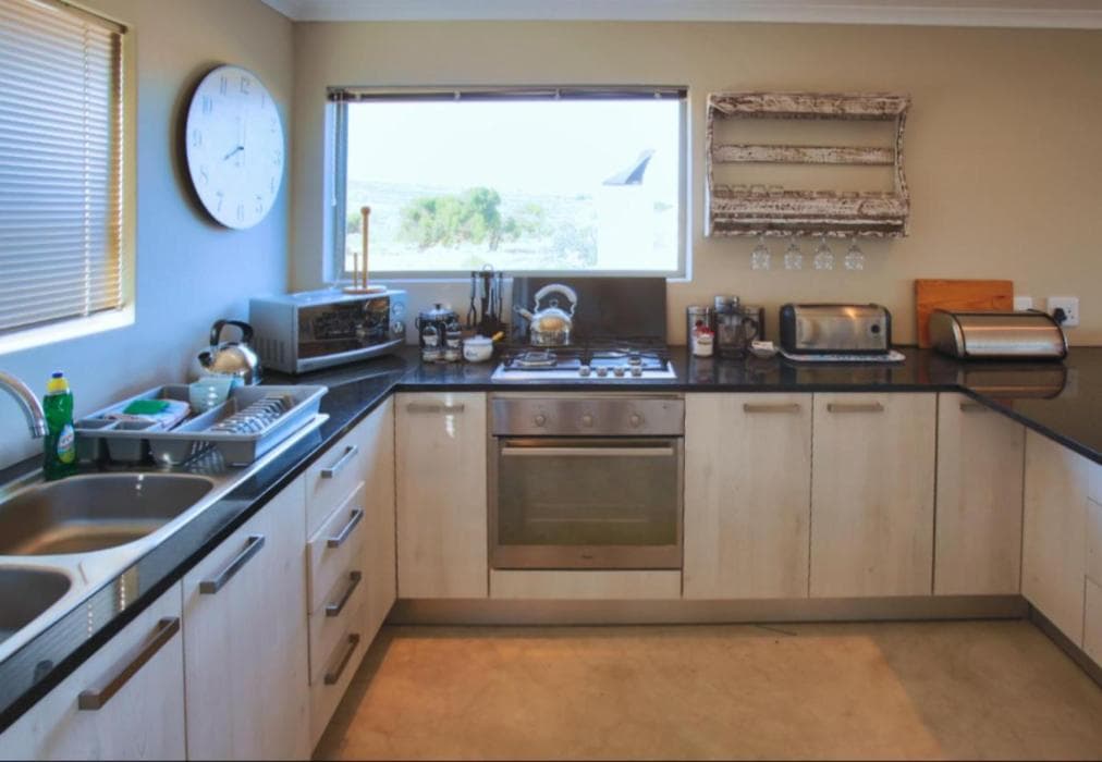 Honeysuckle Langebaan 4 sleeper