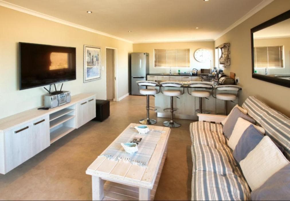 Honeysuckle Langebaan 4 sleeper