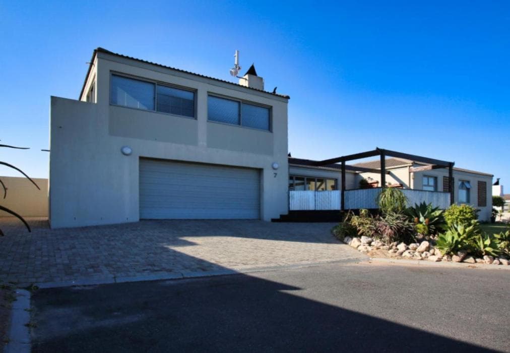 Honeysuckle Langebaan 4 sleeper