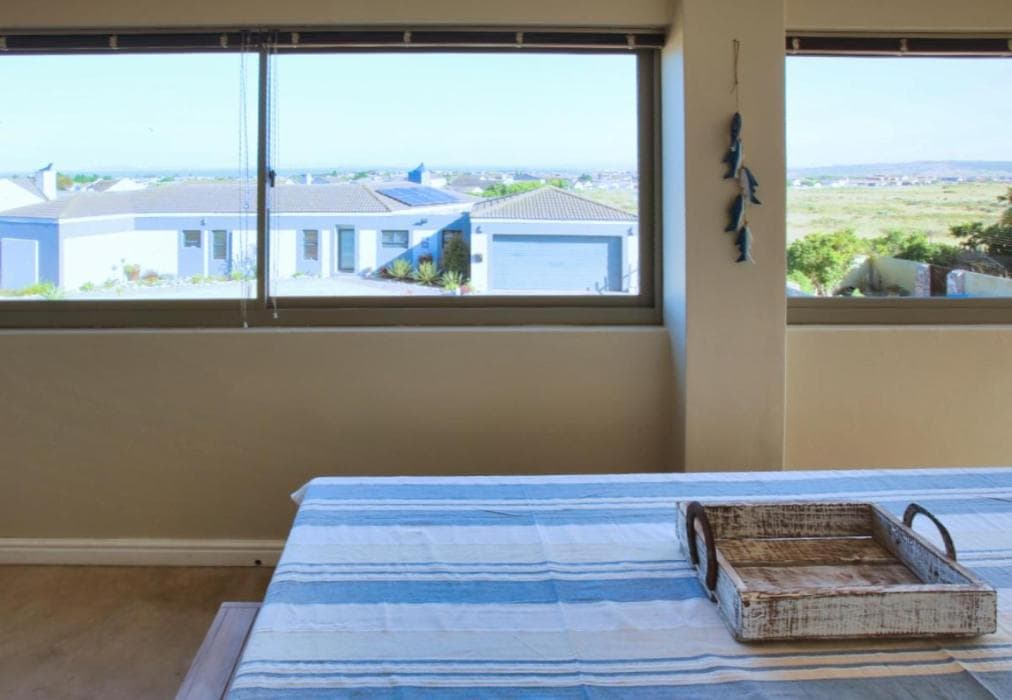 Honeysuckle Langebaan 4 sleeper