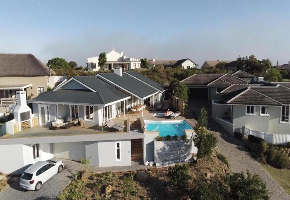 Pezula Heaven On Earth  CM34