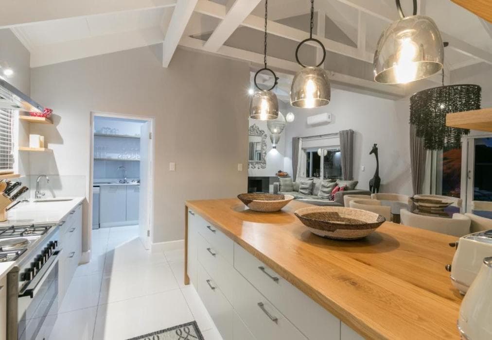 Pezula Heaven On Earth  CM34