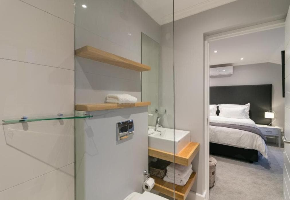 Pezula Heaven On Earth  CM34