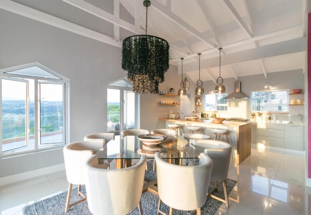 Pezula Heaven On Earth  CM34