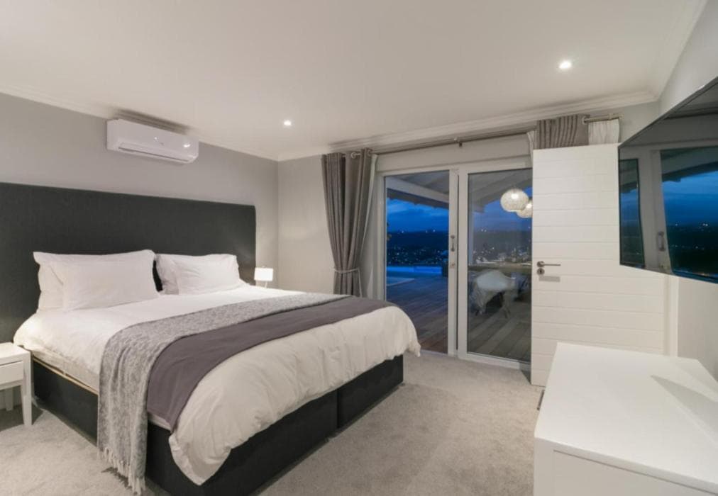 Pezula Heaven On Earth  CM34