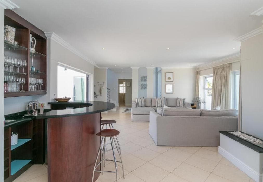 Pezula Double Storey Luxury  SL9