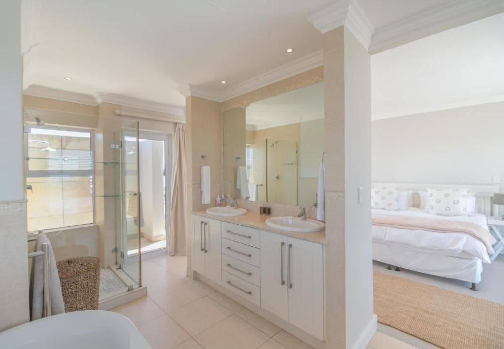 Pezula Double Storey Luxury  SL9