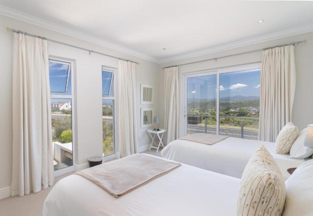 Pezula Double Storey Luxury  SL9