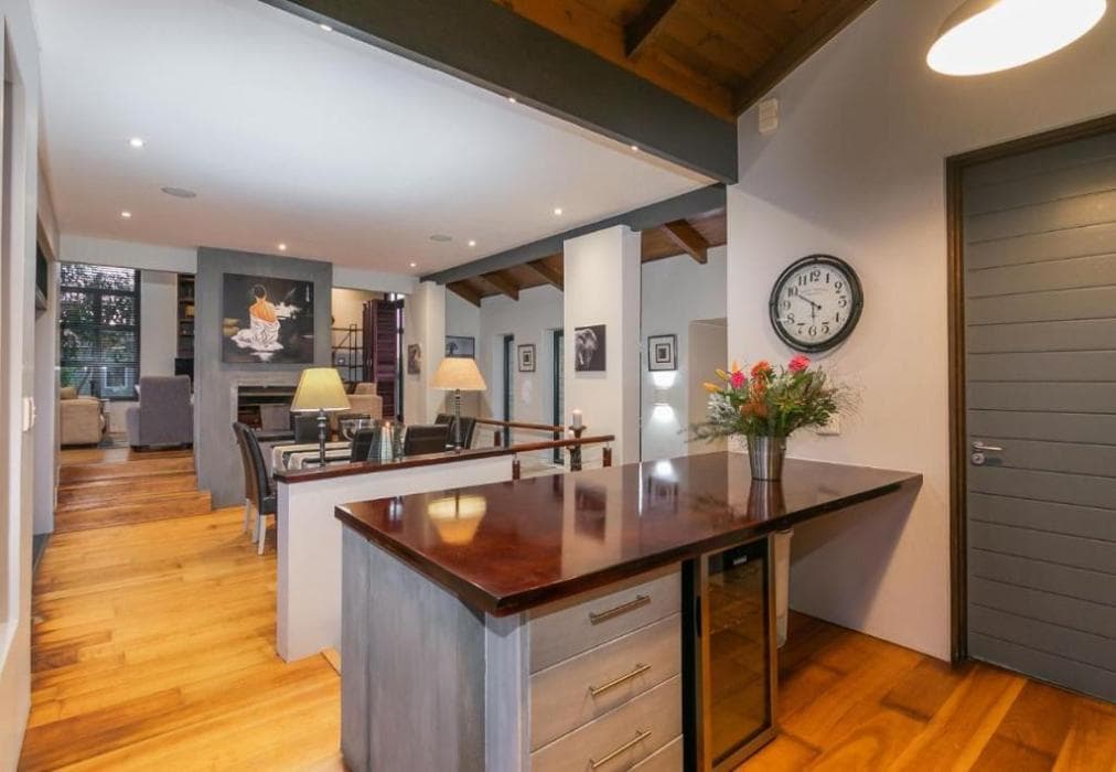 Pezula Martingale Delight  MG10