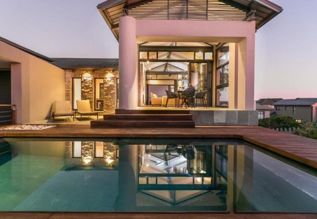 Pezula Martingale Delight  MG10