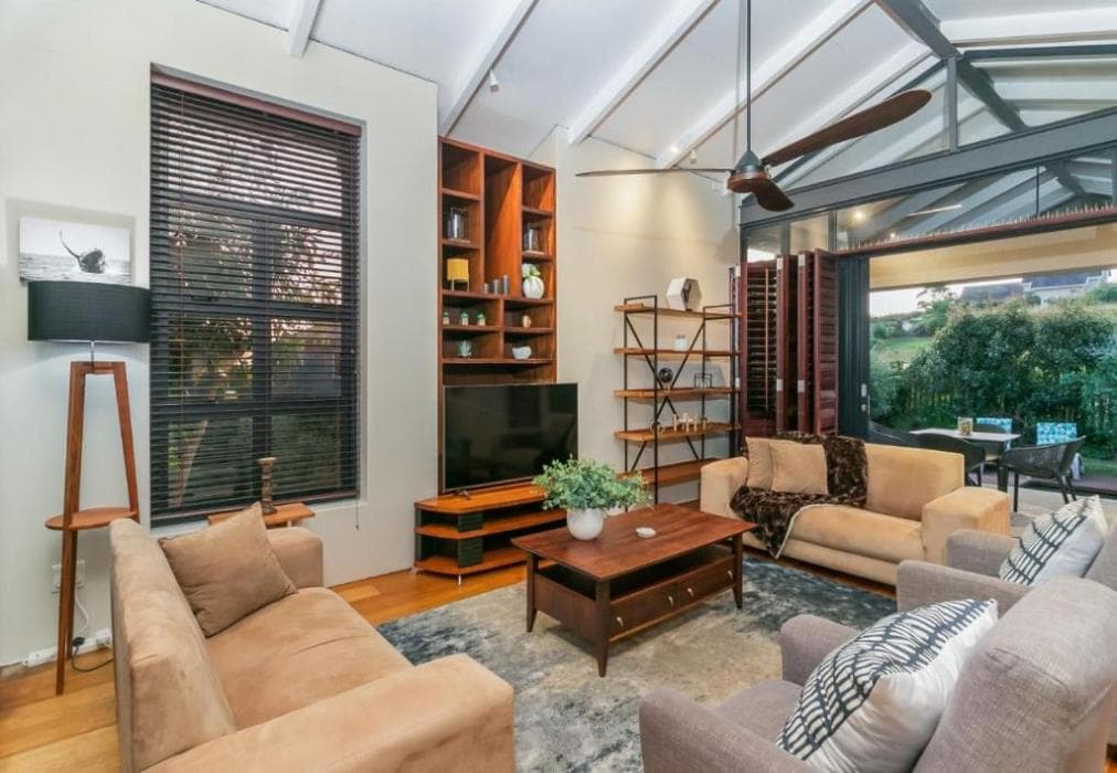 Pezula Martingale Delight  MG10