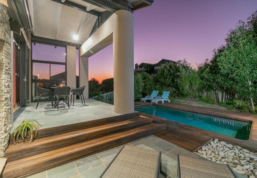 Pezula Martingale Delight  MG10