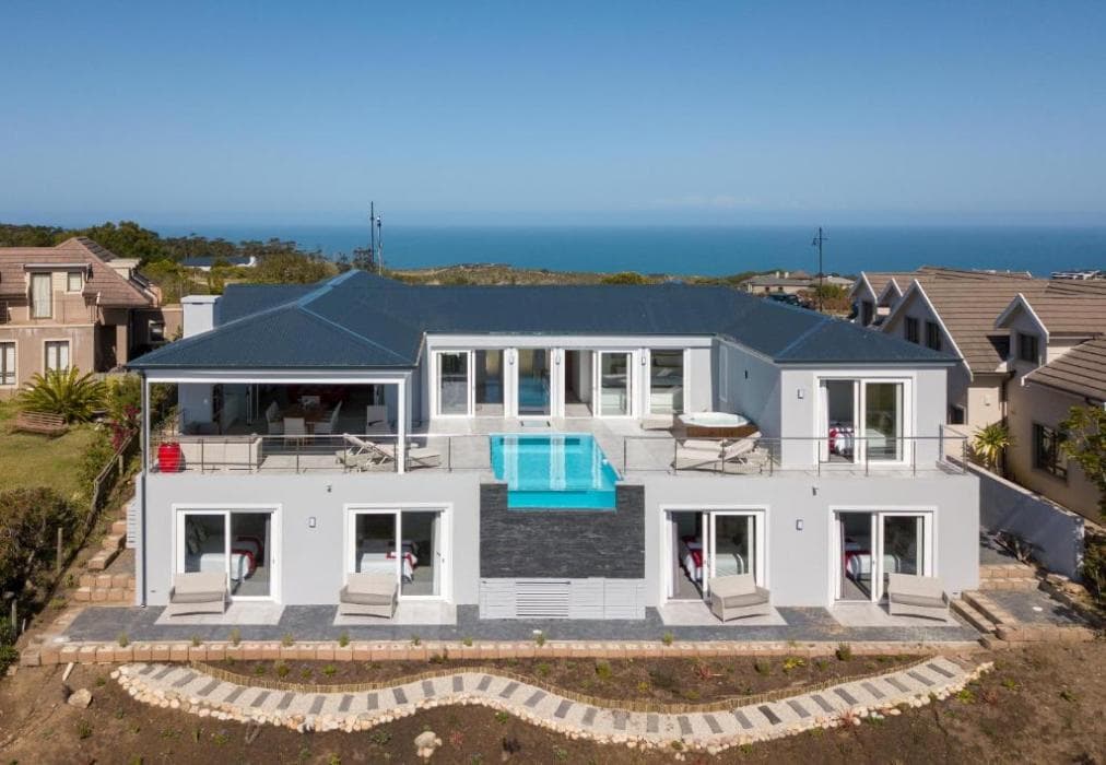 Pezula A Piece of Paradise  AR27