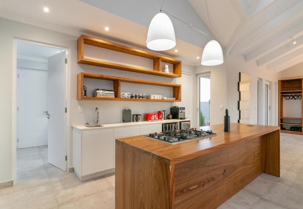 Pezula A Piece of Paradise  AR27